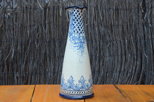 Violetero (flower vase) from Puente del Arzobispo, Spain