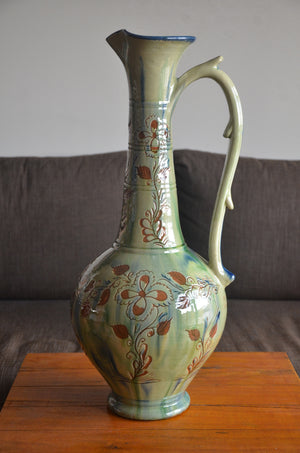 Lagrimero (pitcher) from Úbeda, Spain