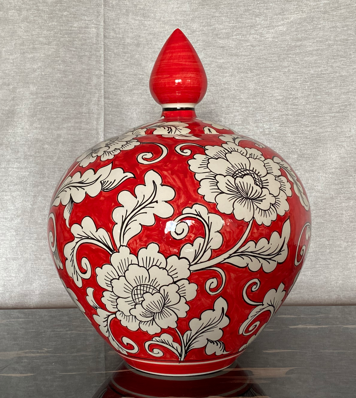 Red and White Tibor from La Rambla, Spain