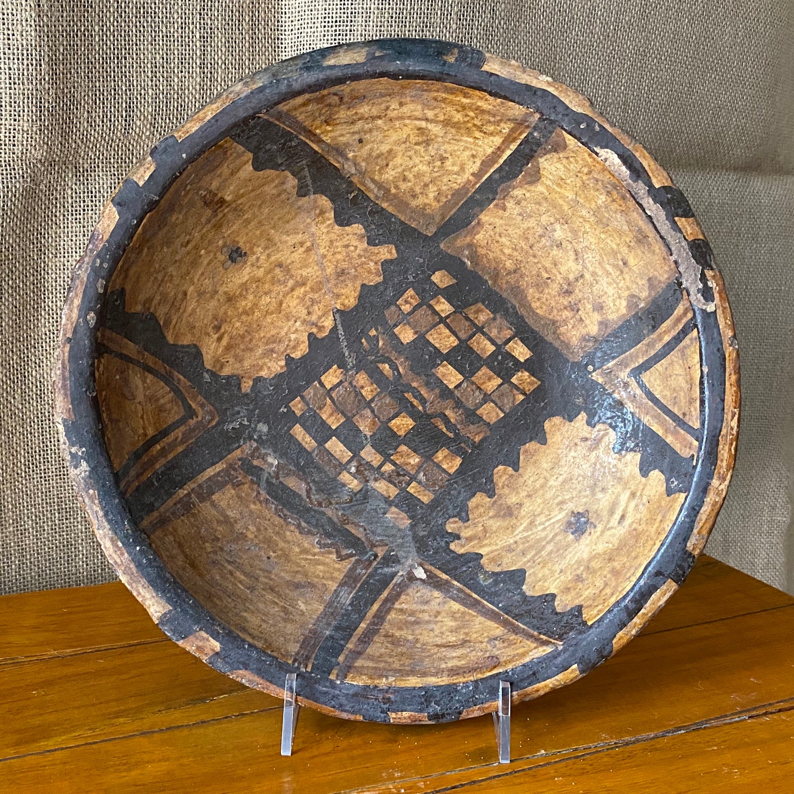 Berber Clay Plate - medium (antique, vintage)